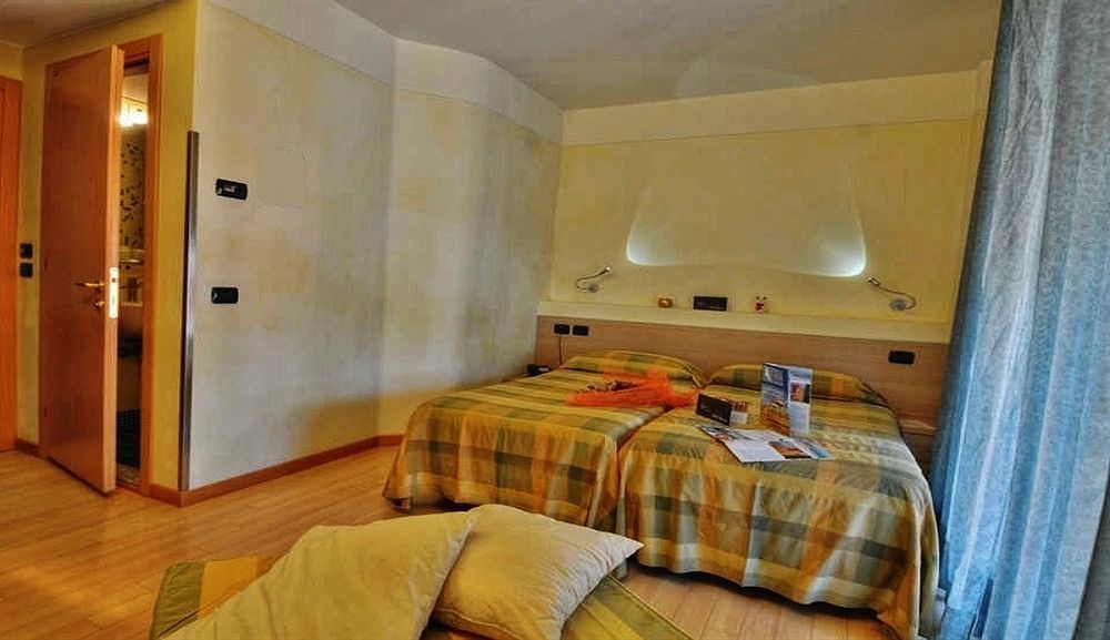 Hotel Savoia Lignano Sabbiadoro Extérieur photo