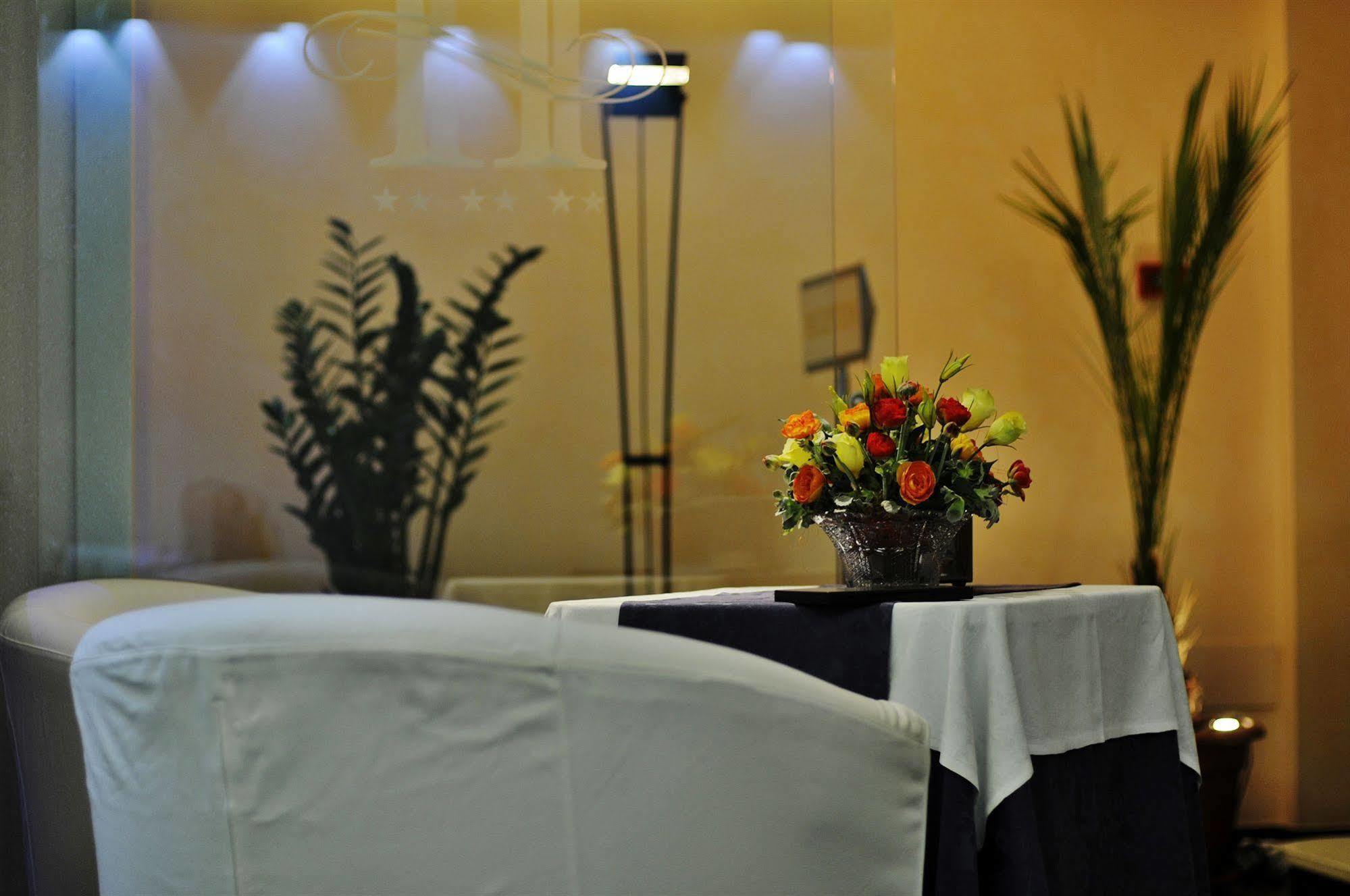 Hotel Savoia Lignano Sabbiadoro Extérieur photo